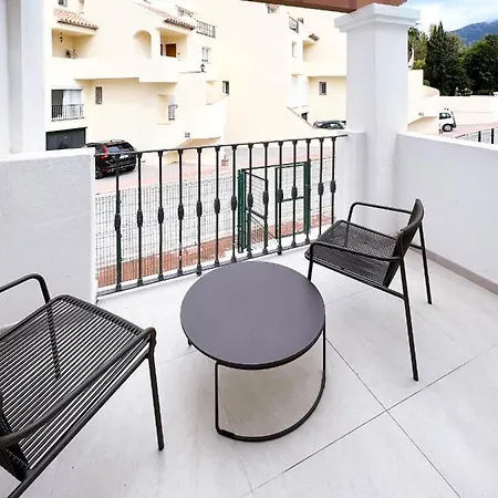 Lovley Close To Centro Plaza With Gated Community ,lr 1